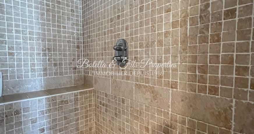 vente Maison de village Barjac