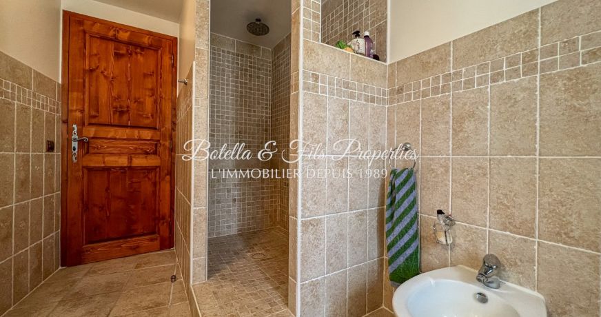 vente Maison de village Barjac