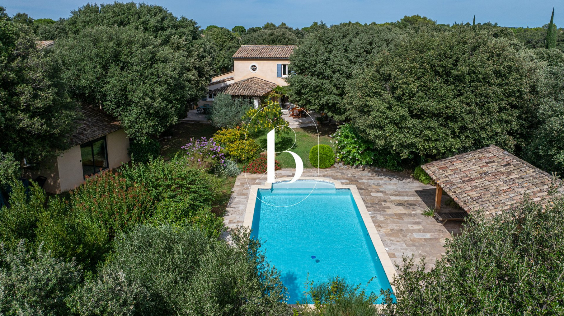 sale Villa Uzes