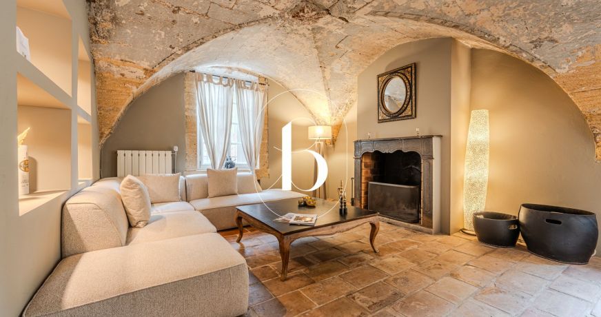 vente Hôtel particulier Uzes