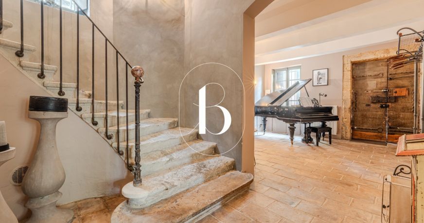 vente Hôtel particulier Uzes