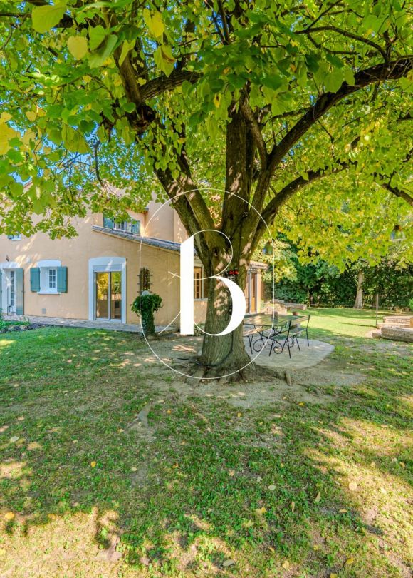 vente Villa UzÈs