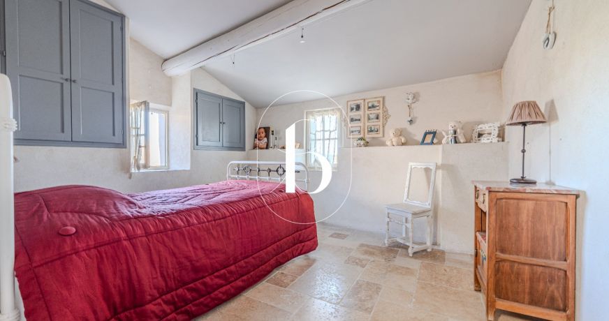 vente Maison de village Uzes