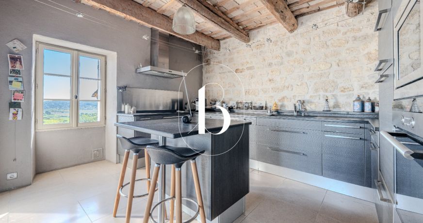 vente Maison de village Uzes