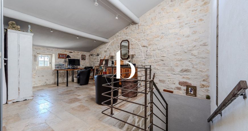 vente Maison de village Uzes