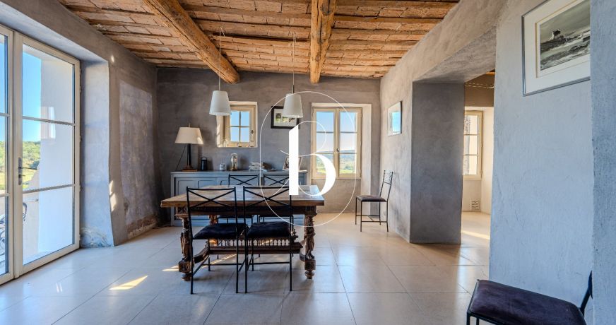 vente Maison de village Uzes