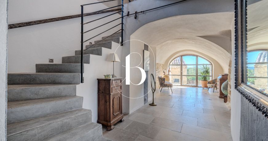 vente Maison de village Uzes