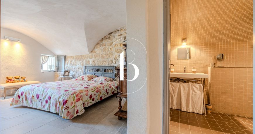 vente Maison de village Uzes