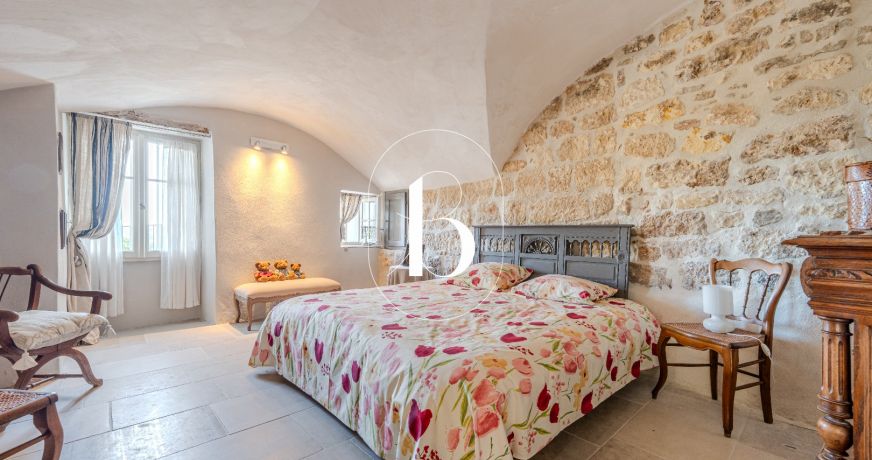 vente Maison de village Uzes