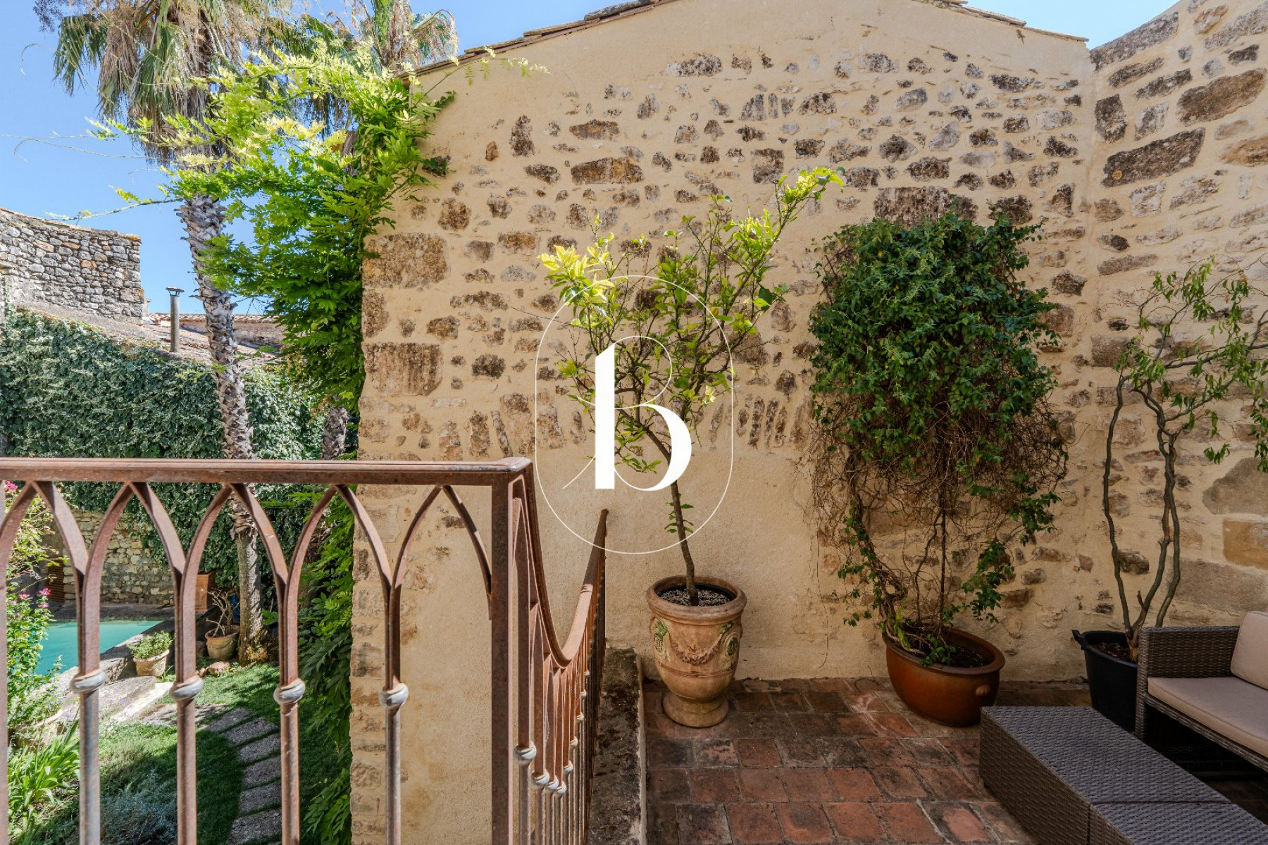 vente Maison de village Uzes