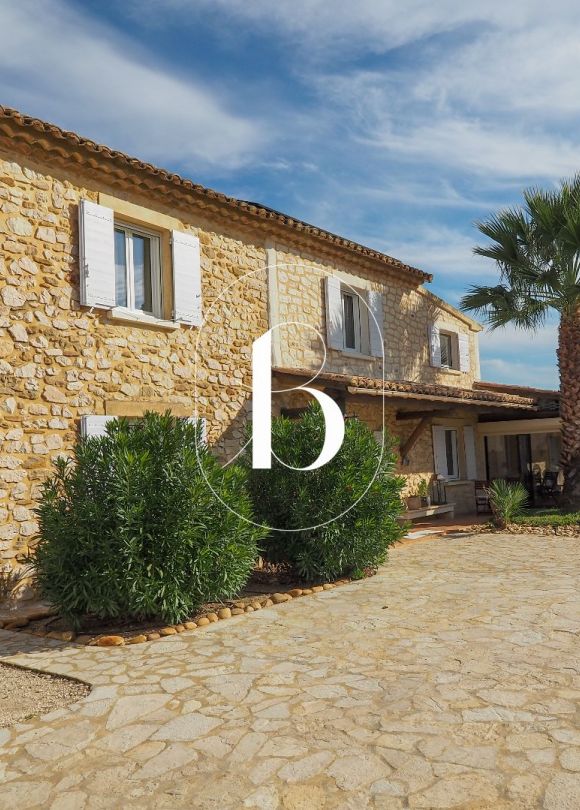 vente Mas Saint Victor La Coste