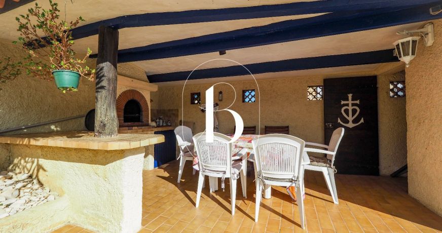 vente Mas Saint Victor La Coste