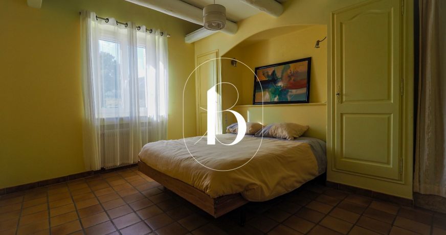 vente Mas Saint Victor La Coste