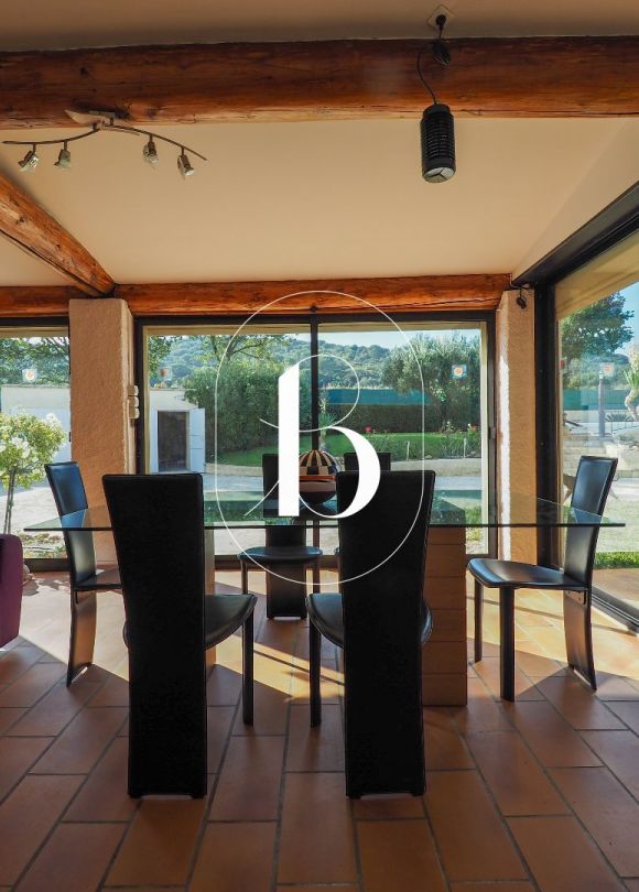 vente Mas Saint Victor La Coste