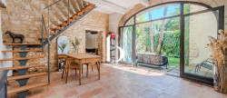 vente Maison de village Uzes