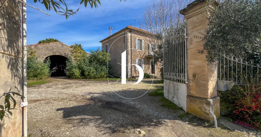 vente Maison de village Uzes