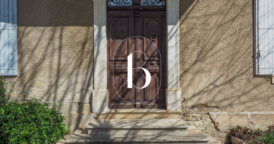 vente Maison de village Uzes