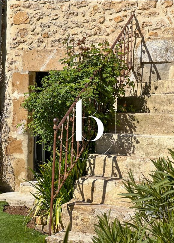 vente Maison de village Uzes