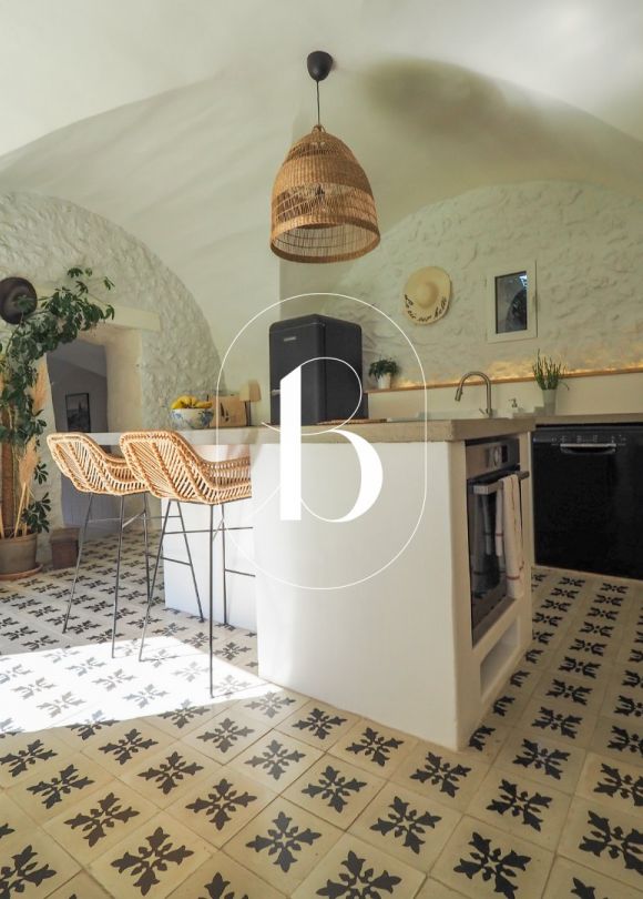 vente Maison de village Uzes