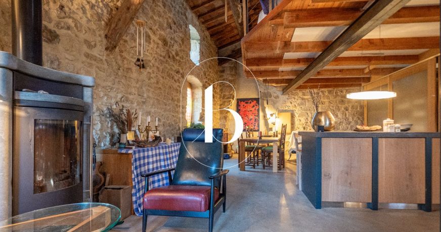 vente Maison de village Uzes