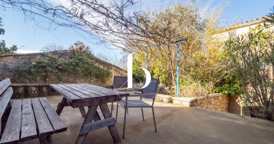 vente Maison de village Uzes