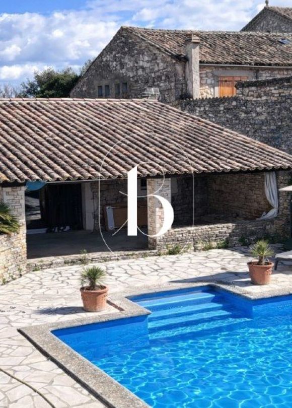 sale Mas Orgnac L'aven