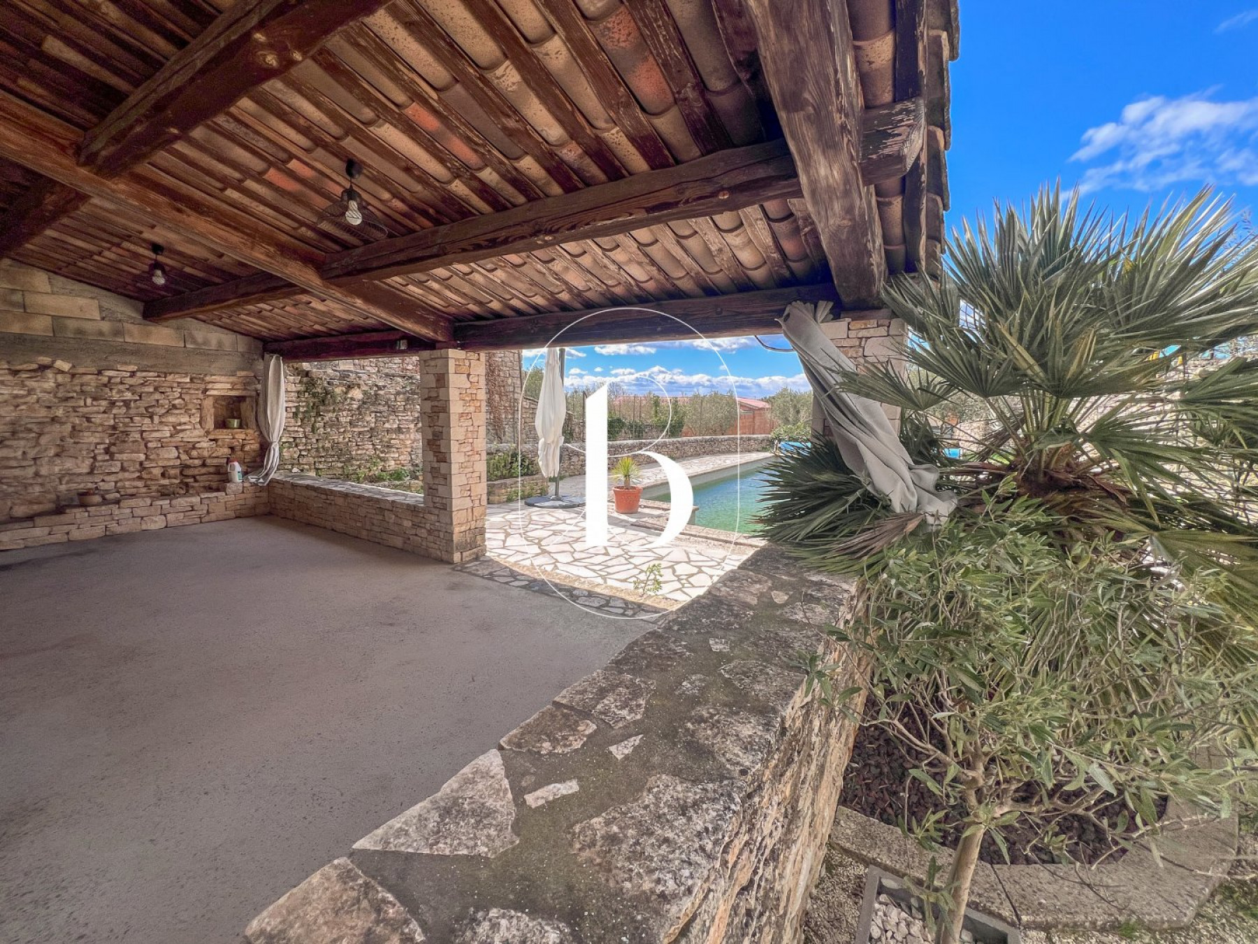 vente Mas Orgnac L'aven