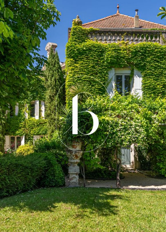 vente Hôtel particulier Uzes