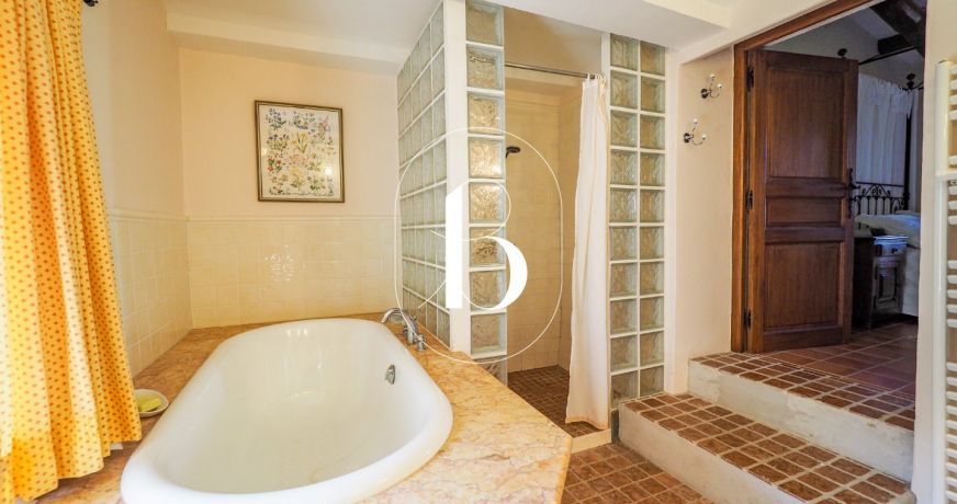 vente Maison de village Goudargues