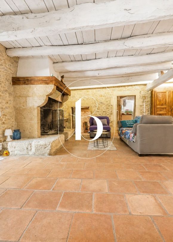vente Mas Saint Victor La Coste