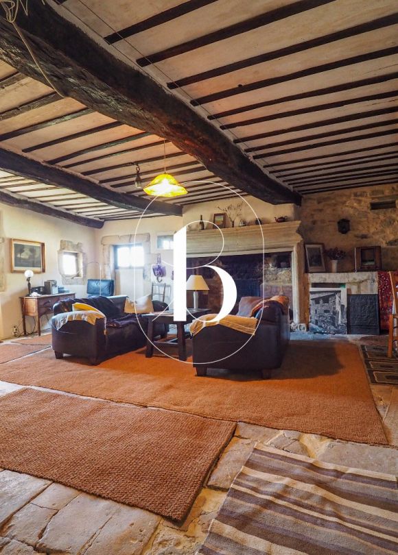 vente Maison de village Sabran