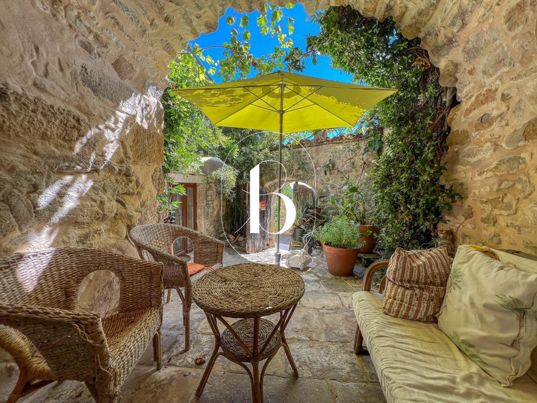 sale Maison de village Barjac