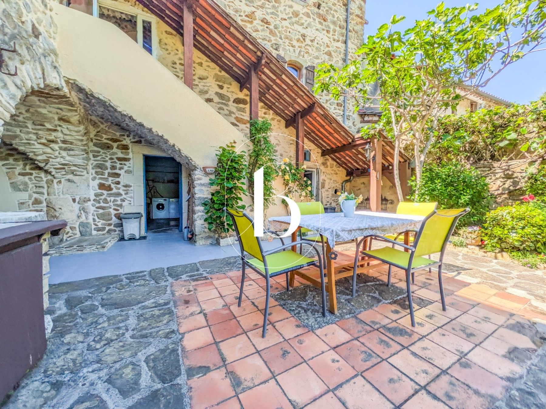 vente Mas de village Les Mages