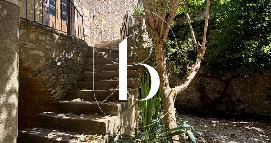 vente Maison de village Uzes