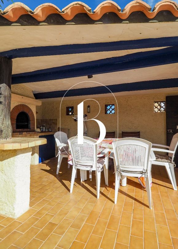vente Mas Saint Victor La Coste