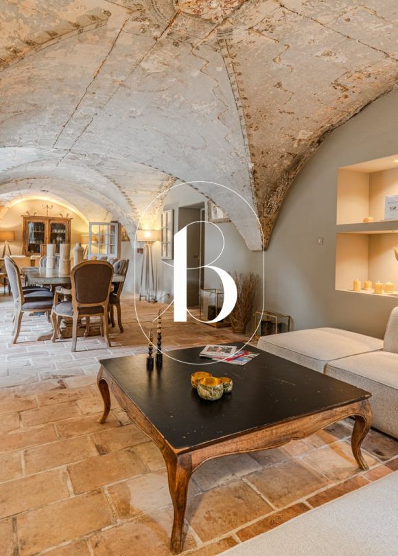 vente Hôtel particulier Uzes