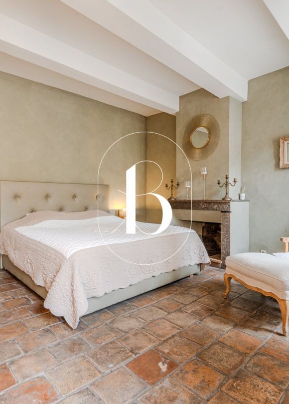 vente Hôtel particulier Uzes