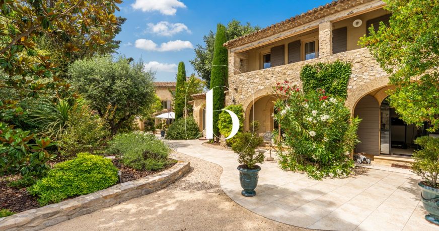 vente Mas Uzes