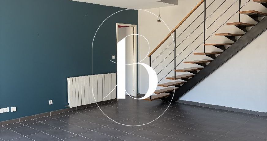 vente Maison contemporaine Saint Quentin La Poterie