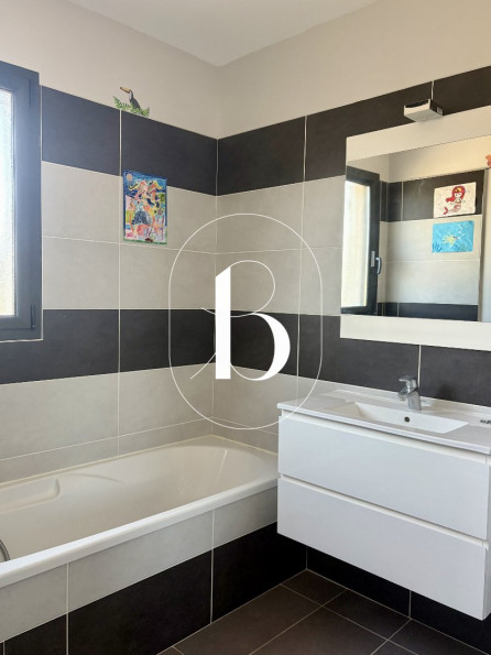 vente Maison contemporaine Saint Quentin La Poterie - Photo 6