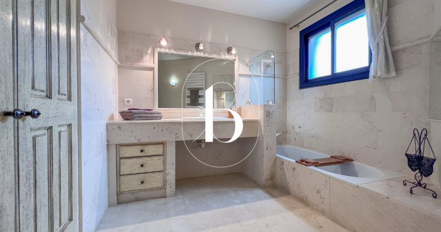 vente Villa Sabran