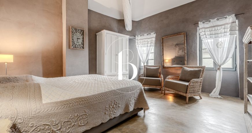 vente Hôtel particulier Uzes