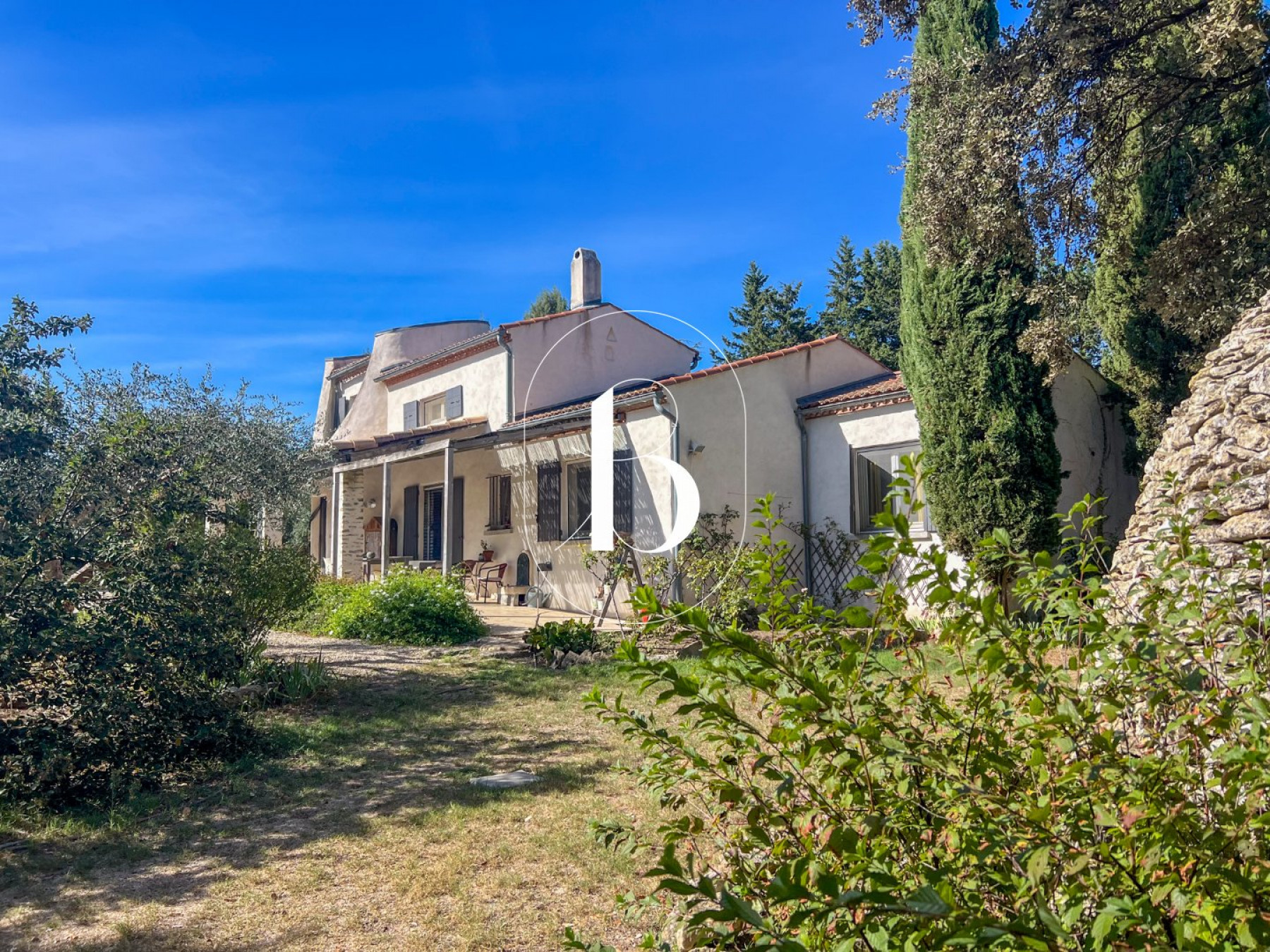 sale Villa Uzes