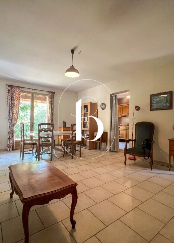 sale Villa Uzes