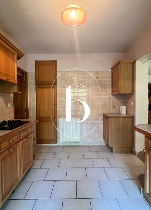 sale Villa Uzes