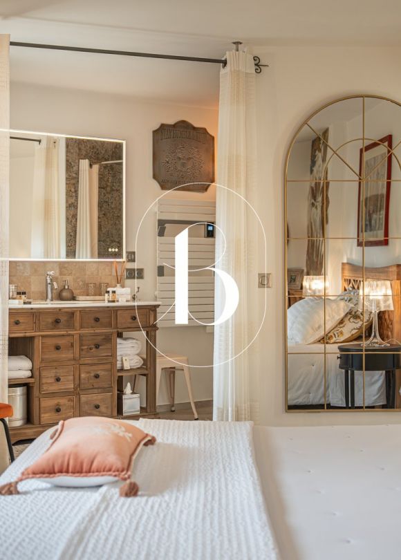sale Mas Uzes