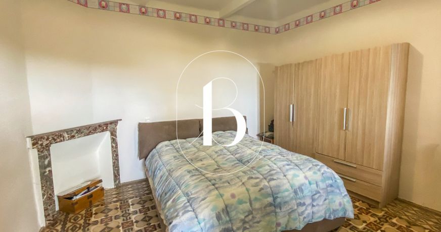 vente Demeure de ville et village Barjac