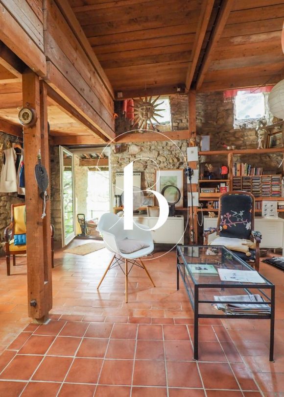 vente Maison de village Venejan