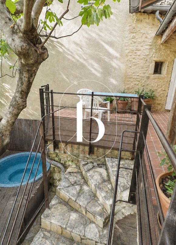 vente Maison de village Venejan