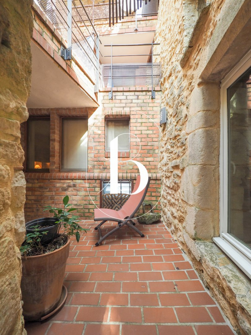 vente Maison de village Venejan
